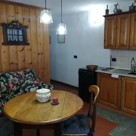 We Are 4810 Petit Coin * Courmayeur